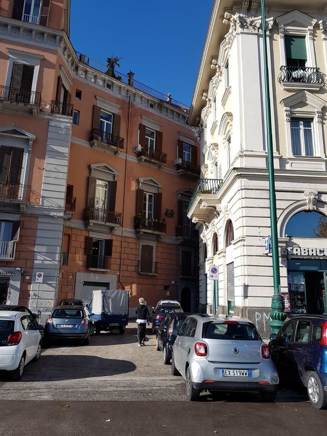 Napoli Lungomare Caracciolo Mon Amour Exterior photo